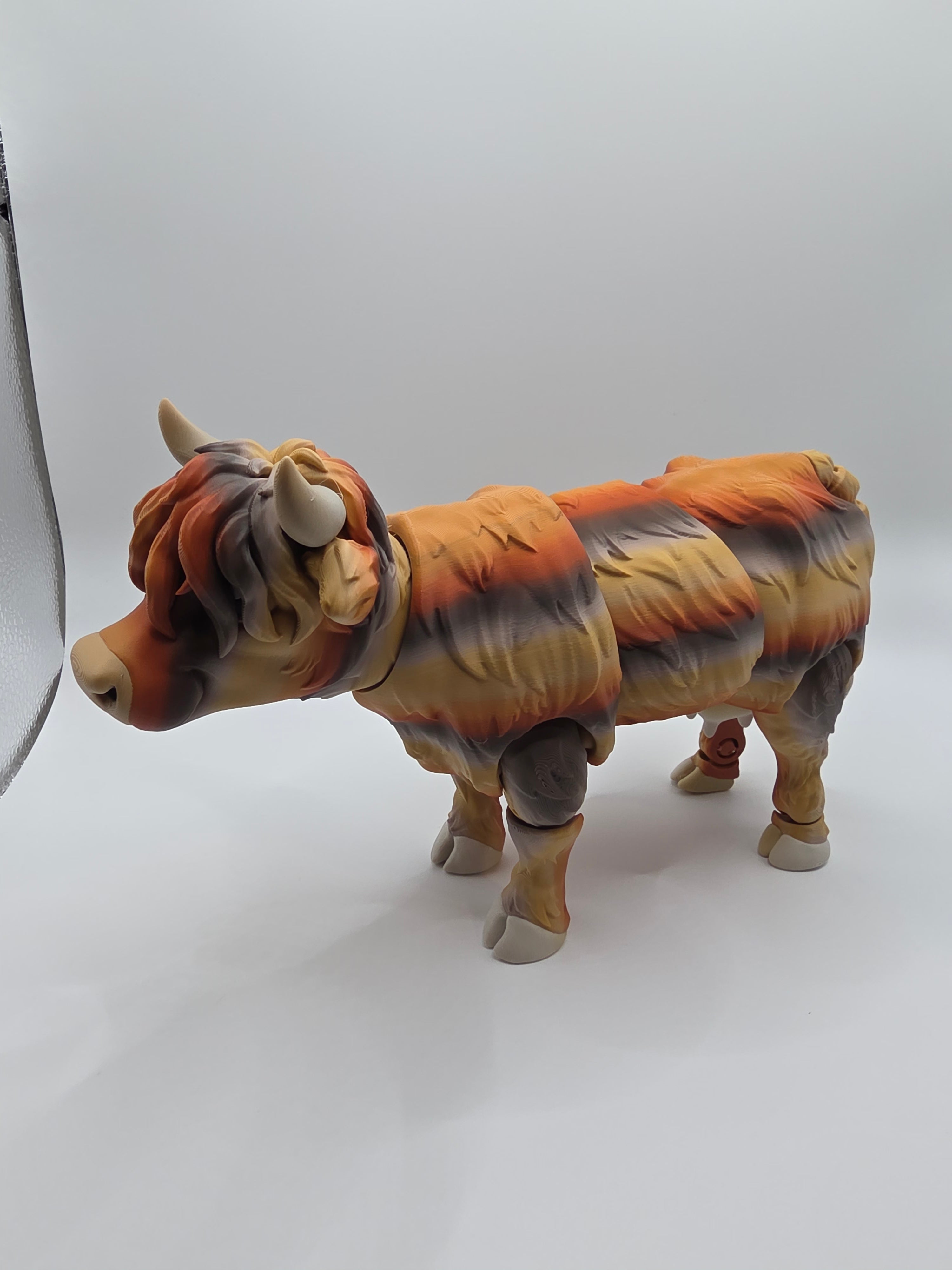 Highland Cow Articulated Flexi Farm Animal